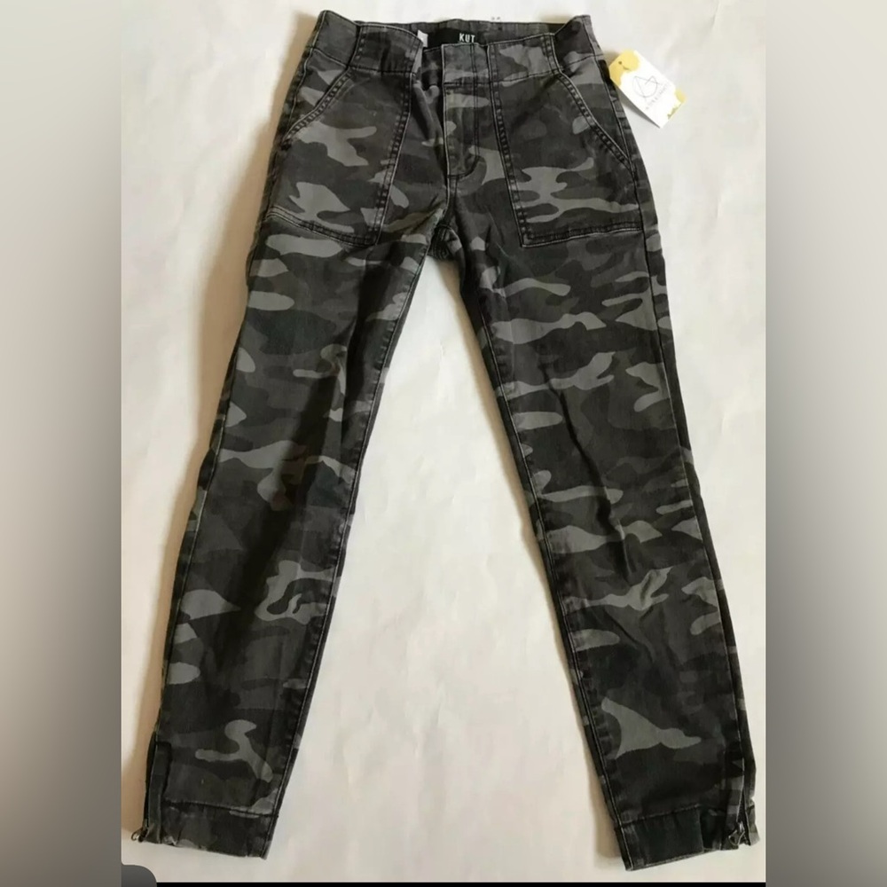 Kut from the Kloth “Reese Ankle Straight Leg” Gray Camo Print Jeans